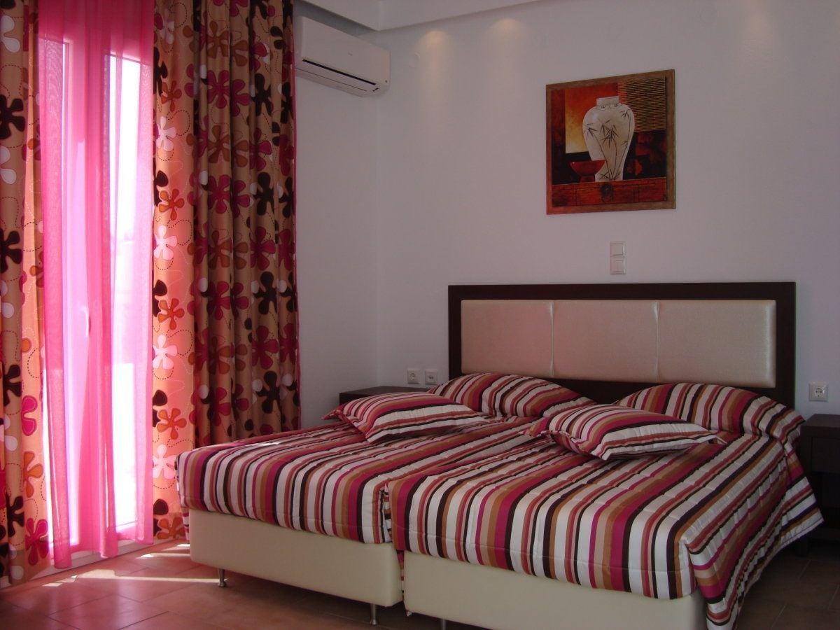 Elena Studios & Suites Ornos  Exterior foto